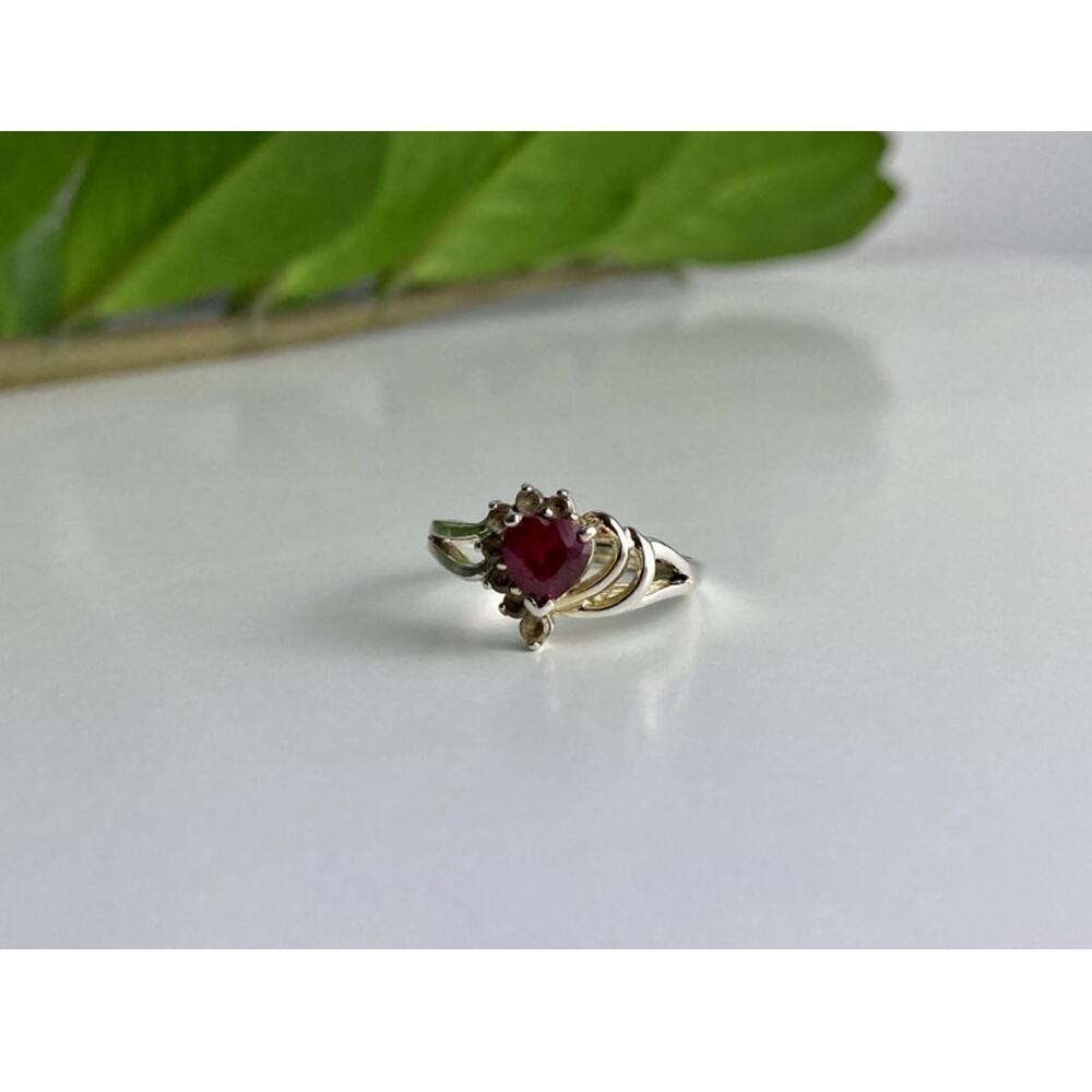 925 Sterling Silver Spinel "Heart" Ring Size 9 - Picture 9 of 12